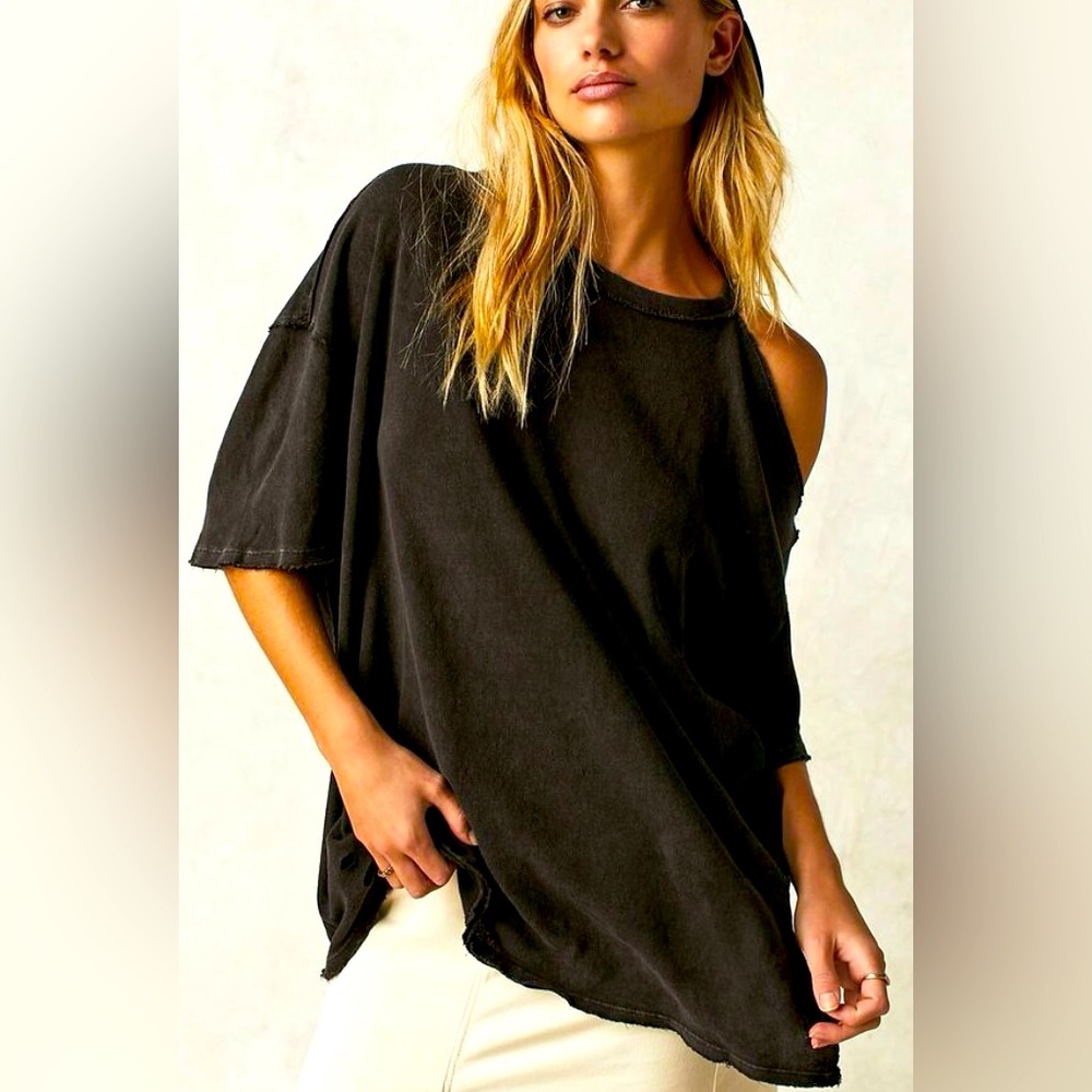 Free People Black Short Sleeve Tee